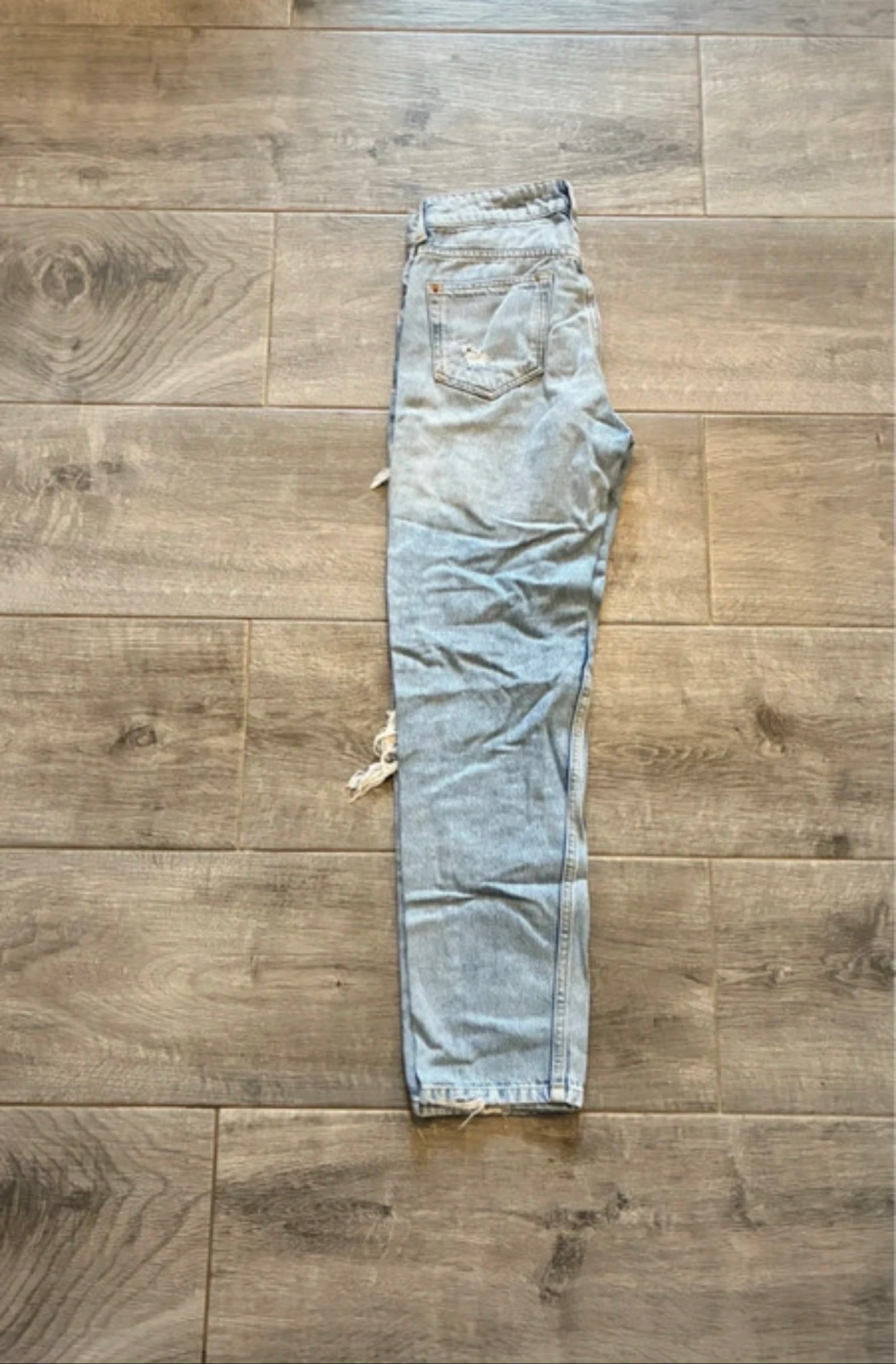 Ripped denim – photo 2